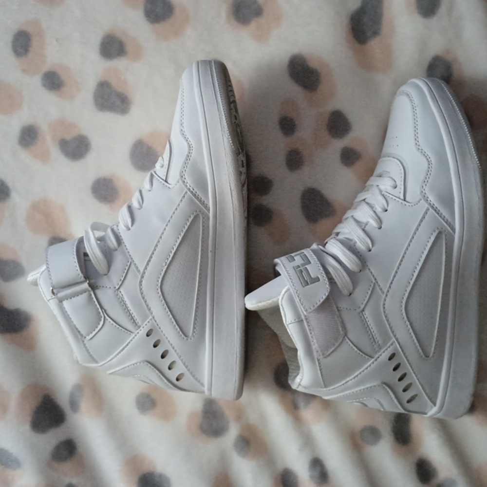 PLT Tennis Shoes Sneakers - Picture 3 of 11